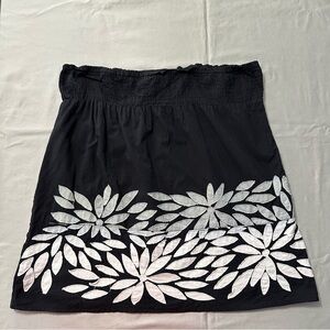 Dimri Black Floral Appliqué Skirt Knee Length Sz Large Boho Cottagecore Elastic